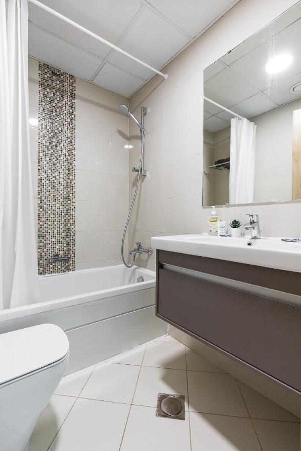 הוילה דובאי Lovely Unit With Marina View מראה חיצוני תמונה